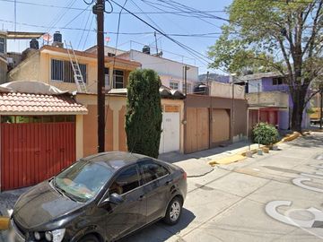 VENTA CASA EN CLUB TITANES DE LA MONTAÑA, TLALNEPANTLA ESTADO DE MEXICO SOLO CONTADO ADJUDICADO