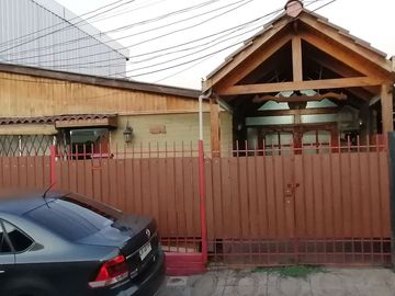 Venta de Casa En Maipu, villa La Pradera