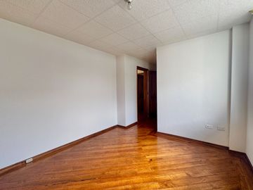 VENTA CASA RENTERA / CARCELÉN SECTOR COLEGO AMERICANO