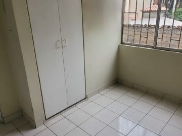 VENDO BONITO DPTO DE 02 HAB LISTO PARA MUDARSE EN SURCO