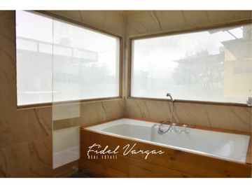 VENTA CASA EN CONJUNTO CON PISCINA CERCA DEL RIO BONDA STA MTA – F.V