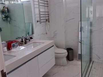 VENTA DE DEPARTAMENTO CON ESPECTACULAR VISTA AL GOLF, SAN ISIDRO