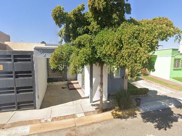 casa en venta en Jacaranda Paseo de las Cañadas, Jalisco