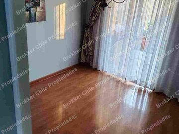 VENDO HERMOSA Y AMPLIA CASA de 3 pisos CONDOMINIO SUR LOMAS DE MIRASUR SAN BERNARDO
