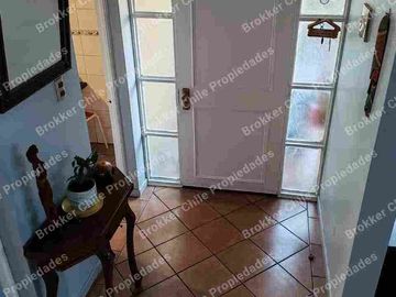 VENDO HERMOSA Y AMPLIA CASA de 3 pisos CONDOMINIO SUR LOMAS DE MIRASUR SAN BERNARDO