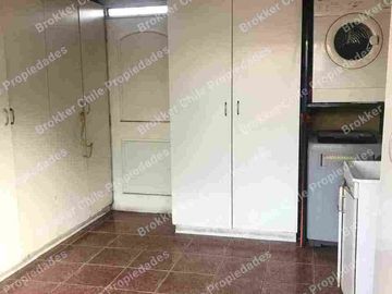 VENDO HERMOSA Y AMPLIA CASA de 3 pisos CONDOMINIO SUR LOMAS DE MIRASUR SAN BERNARDO