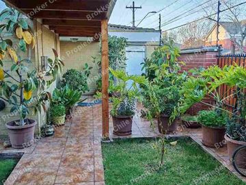VENDO HERMOSA Y AMPLIA CASA de 3 pisos CONDOMINIO SUR LOMAS DE MIRASUR SAN BERNARDO