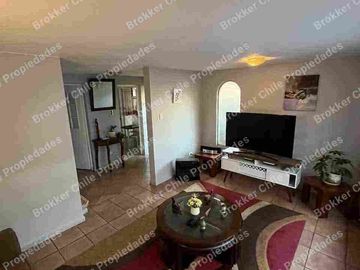 VENDO HERMOSA Y AMPLIA CASA de 3 pisos CONDOMINIO SUR LOMAS DE MIRASUR SAN BERNARDO