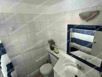 VENDO HERMOSA Y AMPLIA CASA de 3 pisos CONDOMINIO SUR LOMAS DE MIRASUR SAN BERNARDO