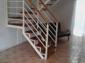 Casa 2 pisos 3 dorm.2 baños. El Abrazo, Maipú