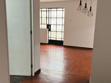 Venta de departamento independiente en San Isidro