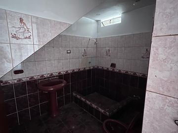 VENDO CASA DE 3 DPTOS. + AZOTEA URB. LAS MALVAS CALLAO