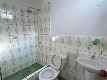 VENDO CASA DE 3 DPTOS. + AZOTEA URB. LAS MALVAS CALLAO