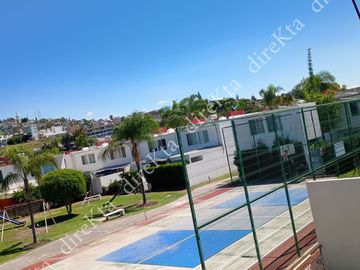 Oportunidad única: Casa con seguridad cerca de Constituyentes QRO. Cond. CASA MAGNA