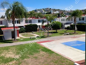 Oportunidad única: Casa con seguridad cerca de Constituyentes QRO. Cond. CASA MAGNA