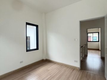 For sale, modern single house