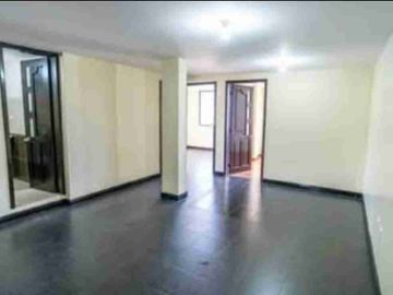 Casa Rentera de VENTA, Unica oportunidad a 1 cuadra de la Av. Mariscal Sucre