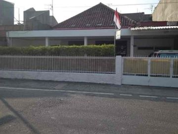 Dijual Rumah di cideng dekat Jalan Musi
Jalan Lebar 2 mobil