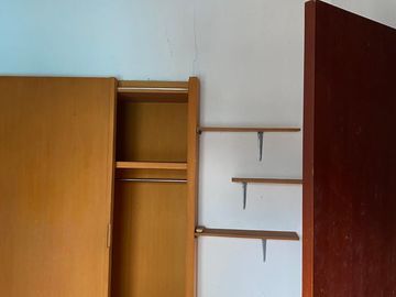 Jual Cepat Lantai 2 Semi Furnished View Kolam Renang