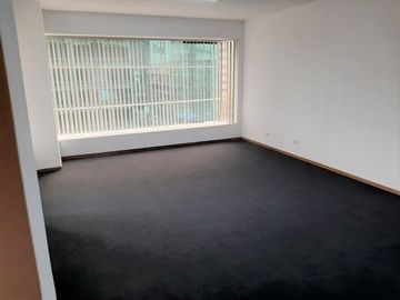 Alquiler Miraflores PARDO - Oficina de 1 Ambiente + 1 Baño - Área: 38.39m²