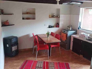CONDOMINIO CON 5 CASAS