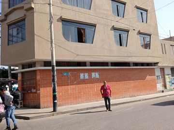¡ATENCIÓN INVERSIONISTAS Y EMPRENDEDORES! ¡OCASIÓN ÚNICA EN HUACHO!