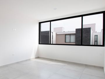 Casa en venta. Fracc. Real Campestre, Zona Country, Villahermosa.