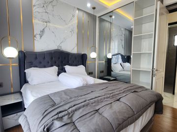 Townhouse Cantik American Classic Area Cirendeu Tangerang Selatan