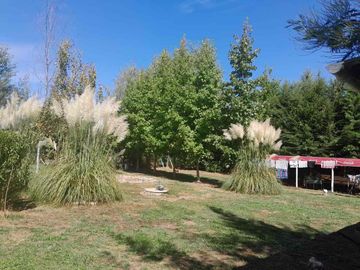Se vende Parcela con casa en Linares