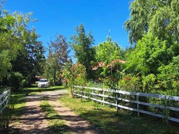 Se vende Parcela con casa en Linares