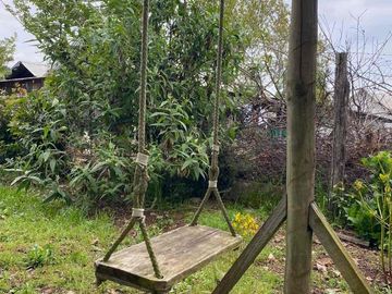 Se vende terreno con casa en Carretones