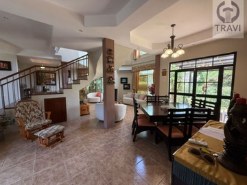 VENTA CASA EN URB. LAGO CAPEIRA -NORTE DE GUAYAQUIL