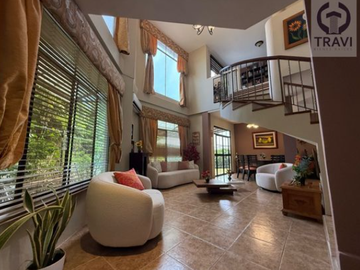 VENTA CASA EN URB. LAGO CAPEIRA -NORTE DE GUAYAQUIL