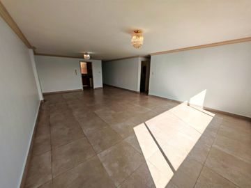 DEPARTAMENTO EN VENTA MONTESERRÍN