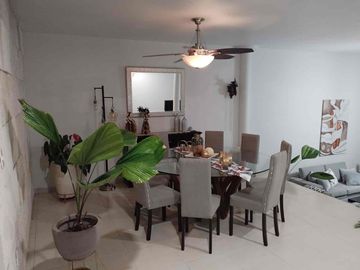 HERMOSA CASA EN VENTA
