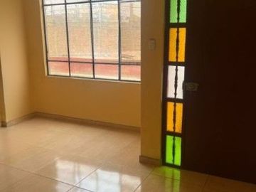 OFERTA VENDO CASA MAS DPTO 2.º piso, y 3.er piso  INDEP. URB INFANTAS COMAS !!!!,