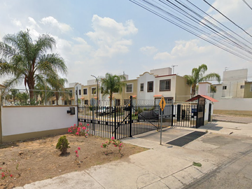 HERMOSA CASA EN QUERETARO TE ESTA ESPERANDO