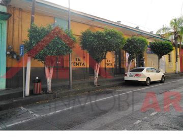 EN VENTA CASA EXCELENTE UBICACIÓN EN CÓRDOBA CENTRO