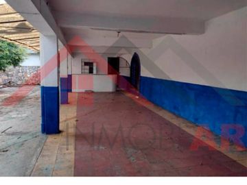 EN VENTA CASA EXCELENTE UBICACIÓN EN CÓRDOBA CENTRO