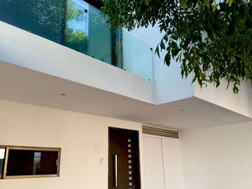 CASA EN VENTA PARQUE LIMA, LOMAS DE ANGELÓPOLIS