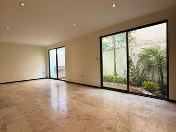 CASA EN VENTA PARQUE LIMA, LOMAS DE ANGELÓPOLIS