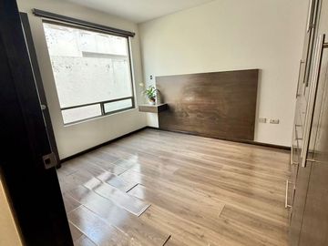 CASA EN VENTA PARQUE LIMA, LOMAS DE ANGELÓPOLIS