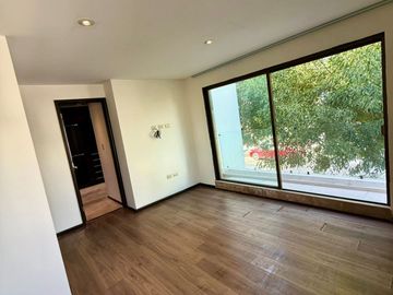 CASA EN VENTA PARQUE LIMA, LOMAS DE ANGELÓPOLIS