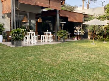 Venta de hermosa casa en La Planicie