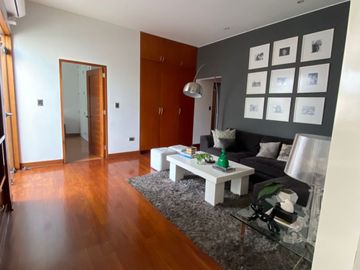Venta de hermosa casa en La Planicie
