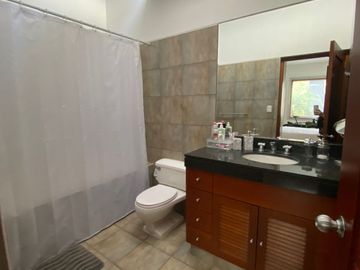 Venta de hermosa casa en La Planicie