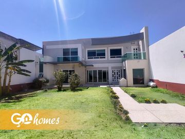 Casa en venta en Tequisquiapan, Terreno de 446 m2, bien ubicada