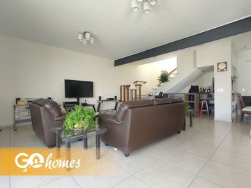 Casa en venta en Tequisquiapan, Terreno de 446 m2, bien ubicada