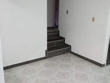 CASA EN VENTA EN RESIDENCIAL CALACOAYA, ATIZAPÁN DE ZARAGOZA.