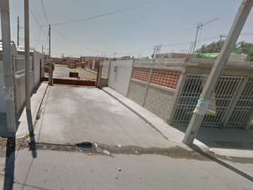 CASA DE RECUPERACIÓN BANCARIA EN CALLE LAGUNA DE CAJITITLAN, COL. VILLAS DE LA LAGUNA, ZUMPANGO, ESTADO DE MEXICO. ¡NO SE ACEPTAN CRÉDITOS!